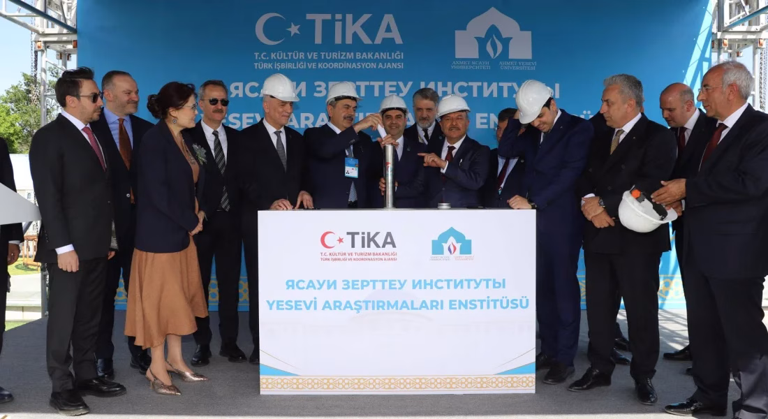 Kazakistan’da Yesevi Araştırmaları Enstitüsü Açılacak Kazakistan ziyaretinde Cumhurbaşkanı Recep Tayyip Erdoğan’a eşlik eden Türk Devletleri