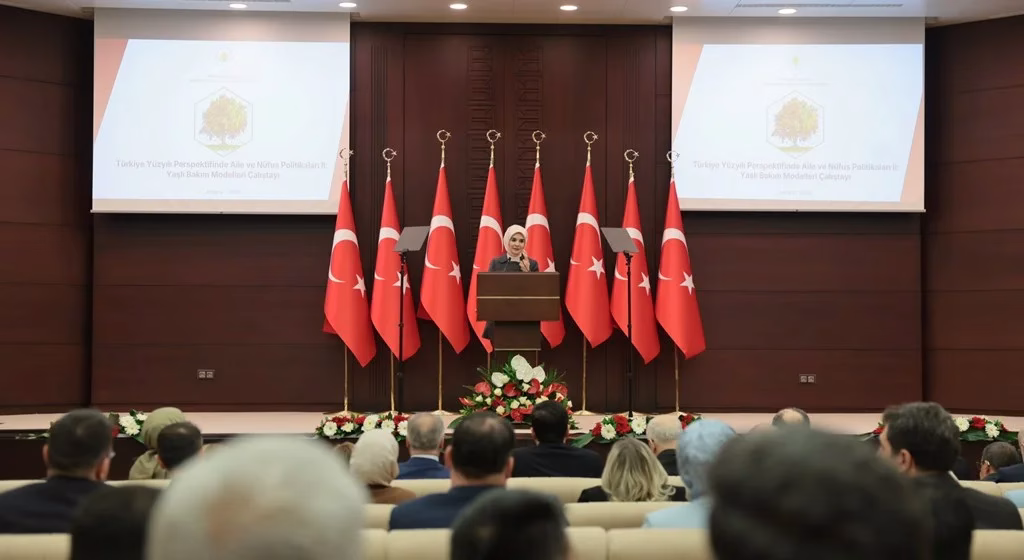 Bakan Göktaş, Çankaya Köşkü’nde düzenlenen “Türkiye Yüzyılı Perspektifinde Aile ve Nüfus Politikaları 2:
