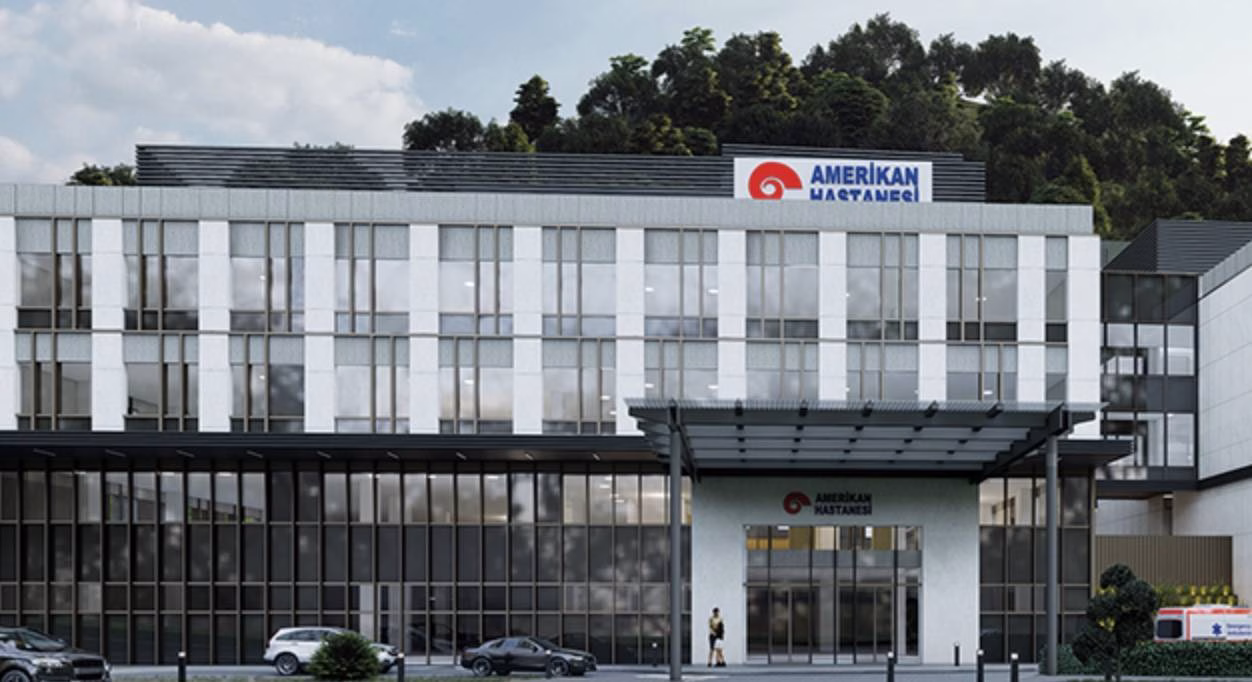 İzmir Amerikan Hastanesi, özel sektör ve kamu sağlık kuruluşlarından transfer