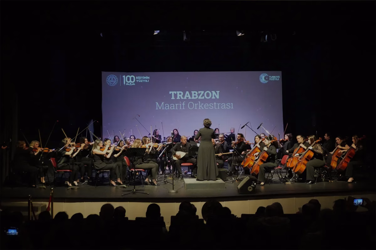 Trabzon’da görev yapan müzik öğretmenlerinden oluşan Trabzon Maarif Orkestrası, tarihi