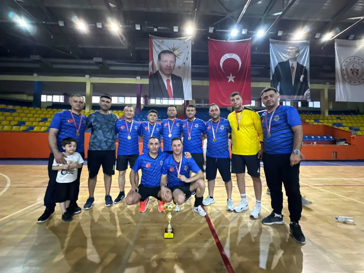 KIRIKKALE – BHA  Kırıkkale’de ceza infaz kurumları arasında düzenlenen voleybol
