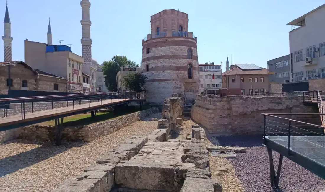 Makedonya Kulesi artık müze: Bu sabah ziyarete açıldı Edirne’de Roma İmparatoru Hadrianus tarafından yaptırılan ve yaklaşık 4 yıllık