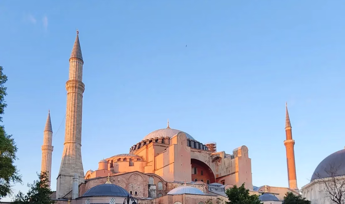 Kültür ve Turizm Bakanı Mehmet Nuri Ersoy, Ayasofya-i Kebir Camii