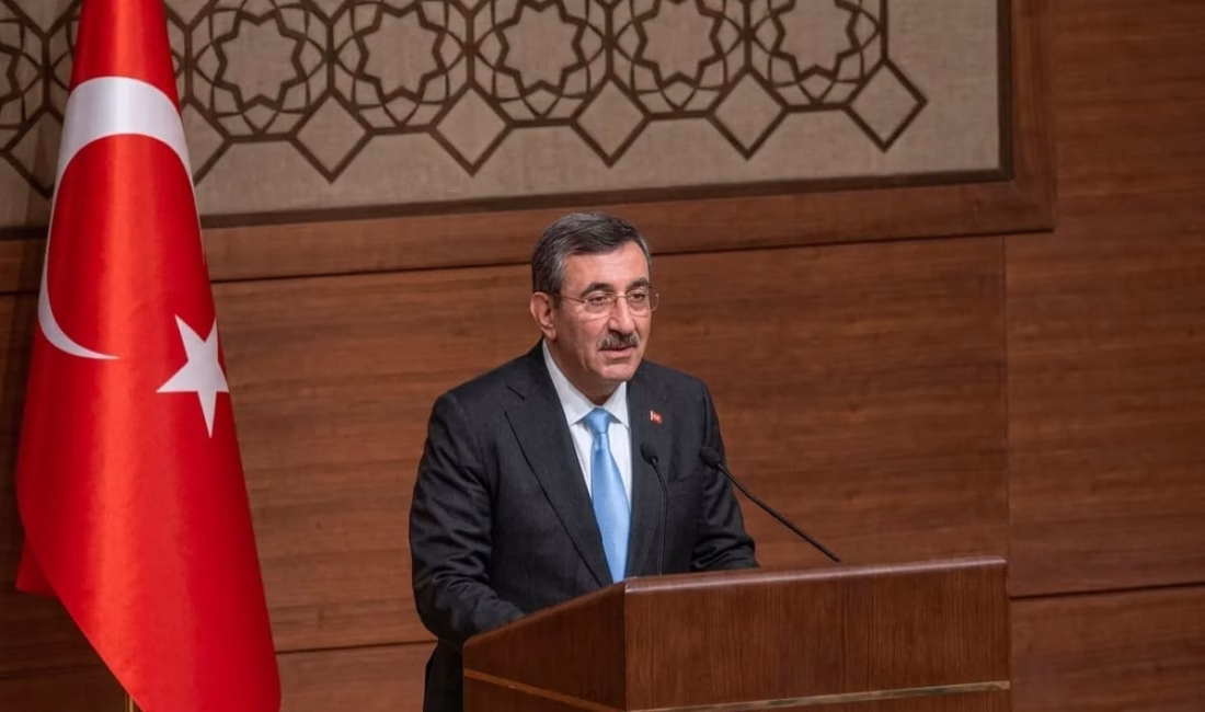 Cumhurbaşkanı Yardımcısı Yılmaz: Hepimizin soyadı Türkiye Cumhuriyeti’dir ANKARA – BHA Cumhurbaşkanlığı Külliyesi’nde düzenlenen Anadolu Medya Ödülleri programına