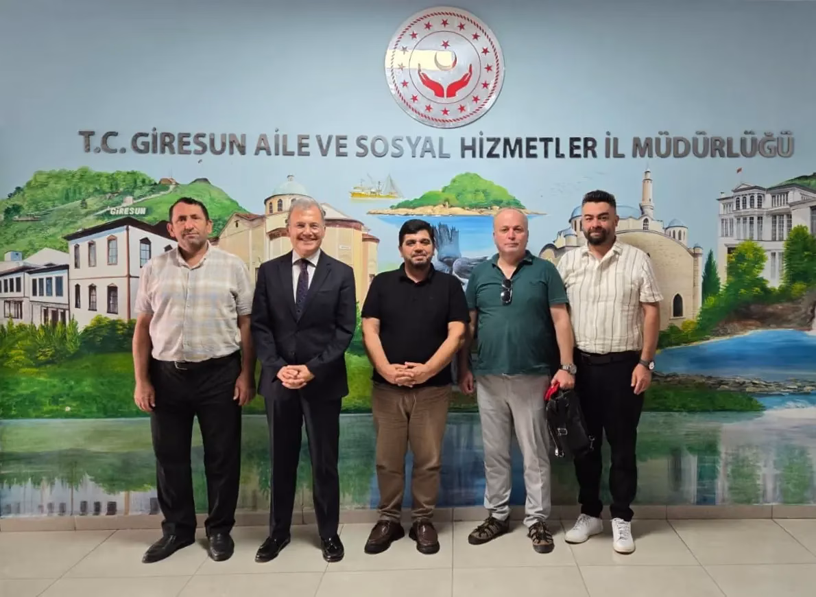 Giresun Kent Konseyi Başkanı Dr. İsmail Cem Feridunoğlu, Giresun Aile