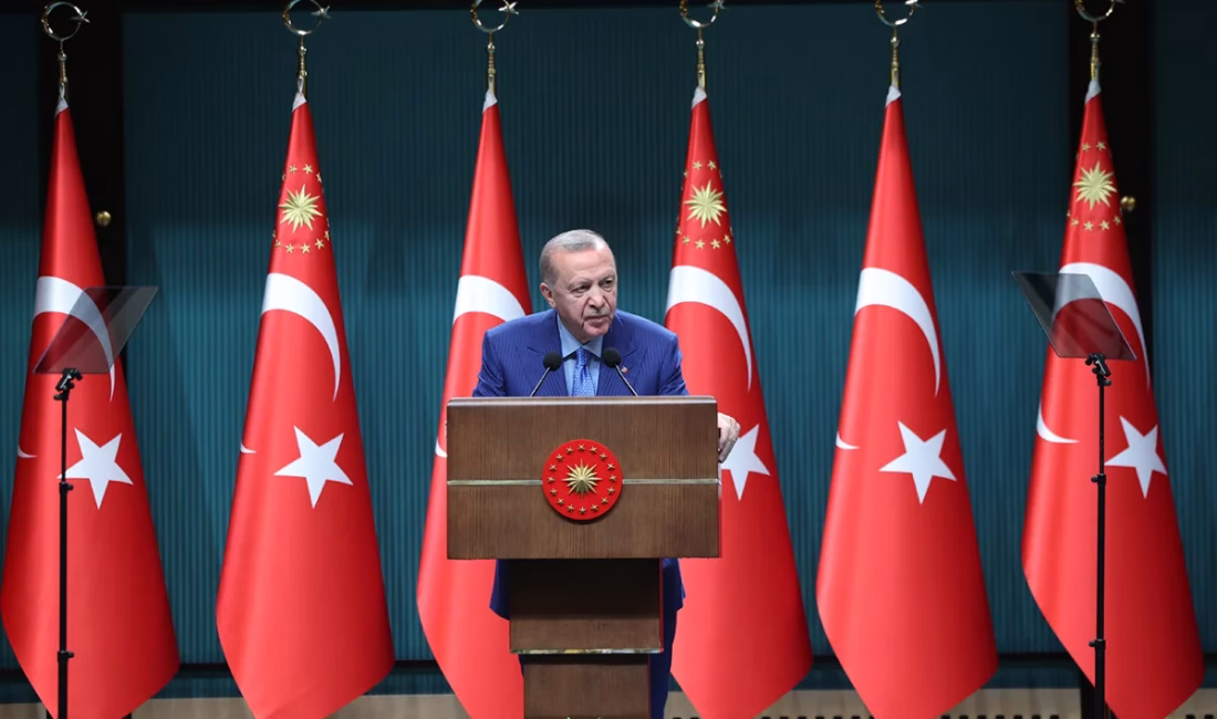 Milletin hakkına el uzatan karşısında bizi bulur ANKARA – BHA Cumhurbaşkanı Erdoğan, Cumhurbaşkanlığı Külliyesi’nde gerçekleştirilen Kabine Toplantısı’nın