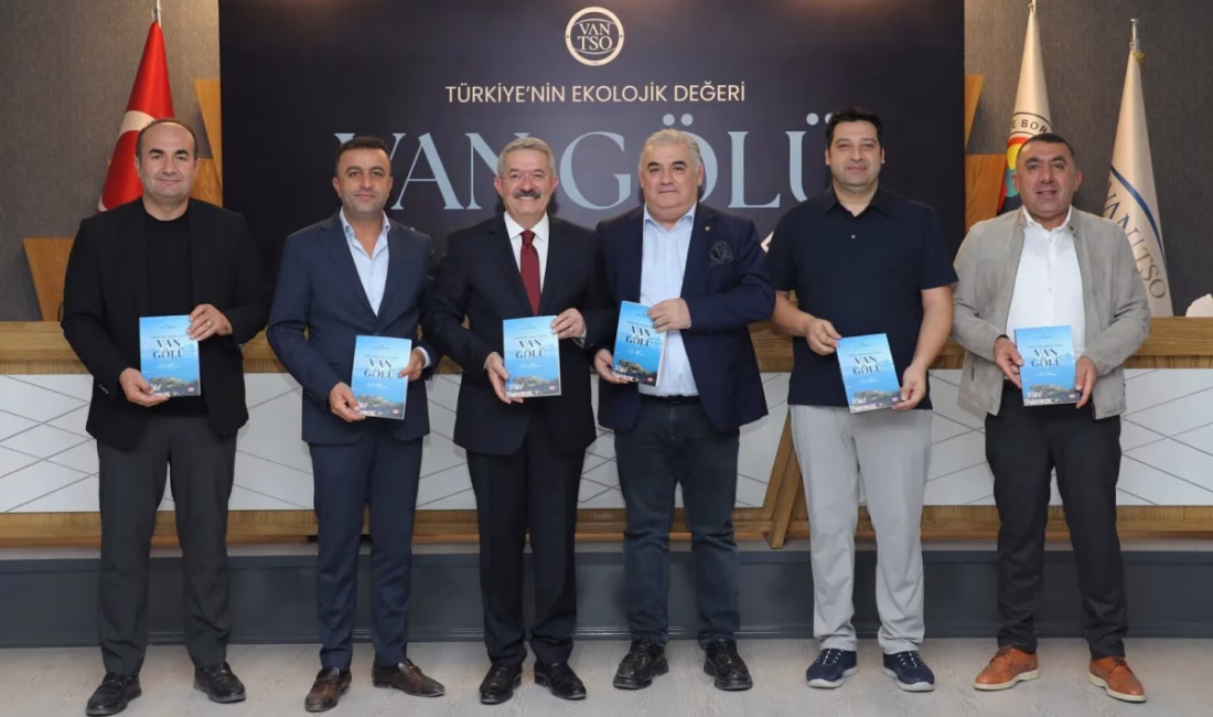 Van TSO M. Rifat Hisarcıklıoğlu Salonu’nda gerçekleşen lansman programına; Van