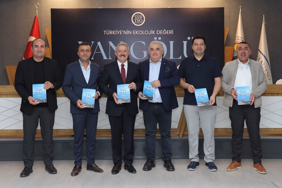 Van TSO M. Rifat Hisarcıklıoğlu Salonu’nda gerçekleşen lansman programına; Van