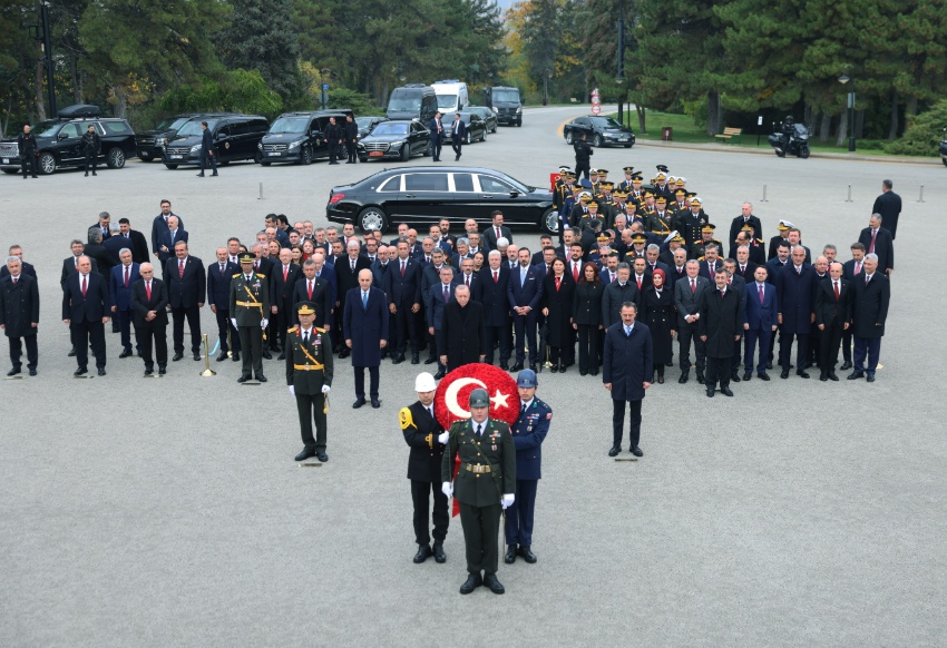 Erdoğan'dan Anıtkabir'de Türkiye Yüzyılı mesajı 13 2026 10 29 AnC4B1tkabir 02