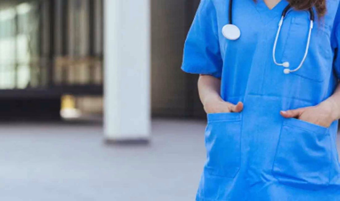 Hekim Birliği Sendikası’ndan scrubs tepkisi: Sağlık profesyonellerinin sağlığı maliyet hesabına indirgenemez Sendikadan yapılan açıklamada, sağlık çalışanlarından gelen şikayetler üzerine 13 Temmuz