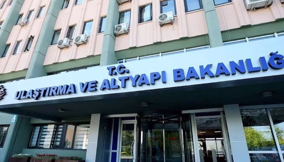 Resmi Gazete’de yayımlandı: Ulaştırma Bakanlığı’ndan işçi alımı ANKARA-BHA Bakanlığın Resmi Gazete’de yayımlanan ilanına göre alımlar farklı unvanlarda