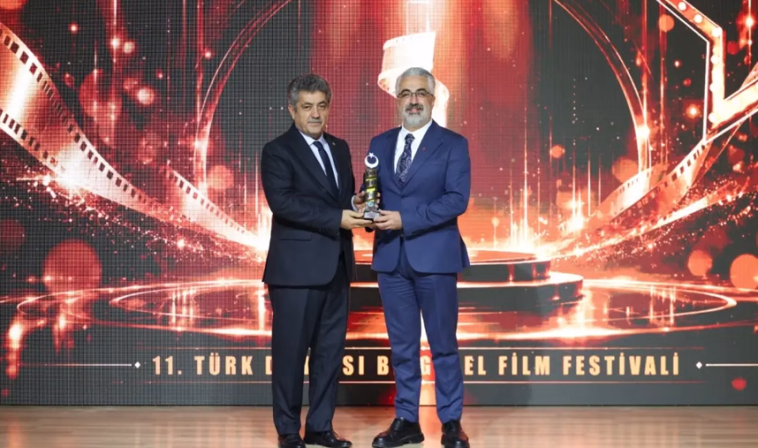 Türk dünyasının belgesellerine 21 ödül 11. Türk Dünyası Belgesel Film Festivali, Ankara’da düzenlenen gala ve