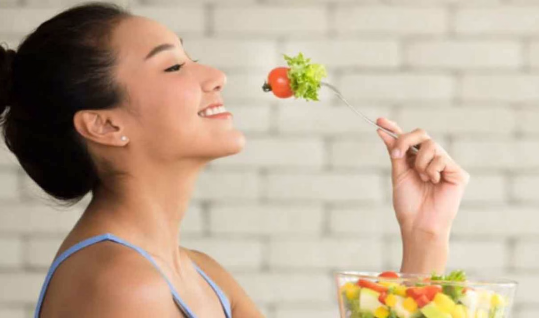 Özellikle kalsiyum ve D vitamini başta olmak üzere protein, B12