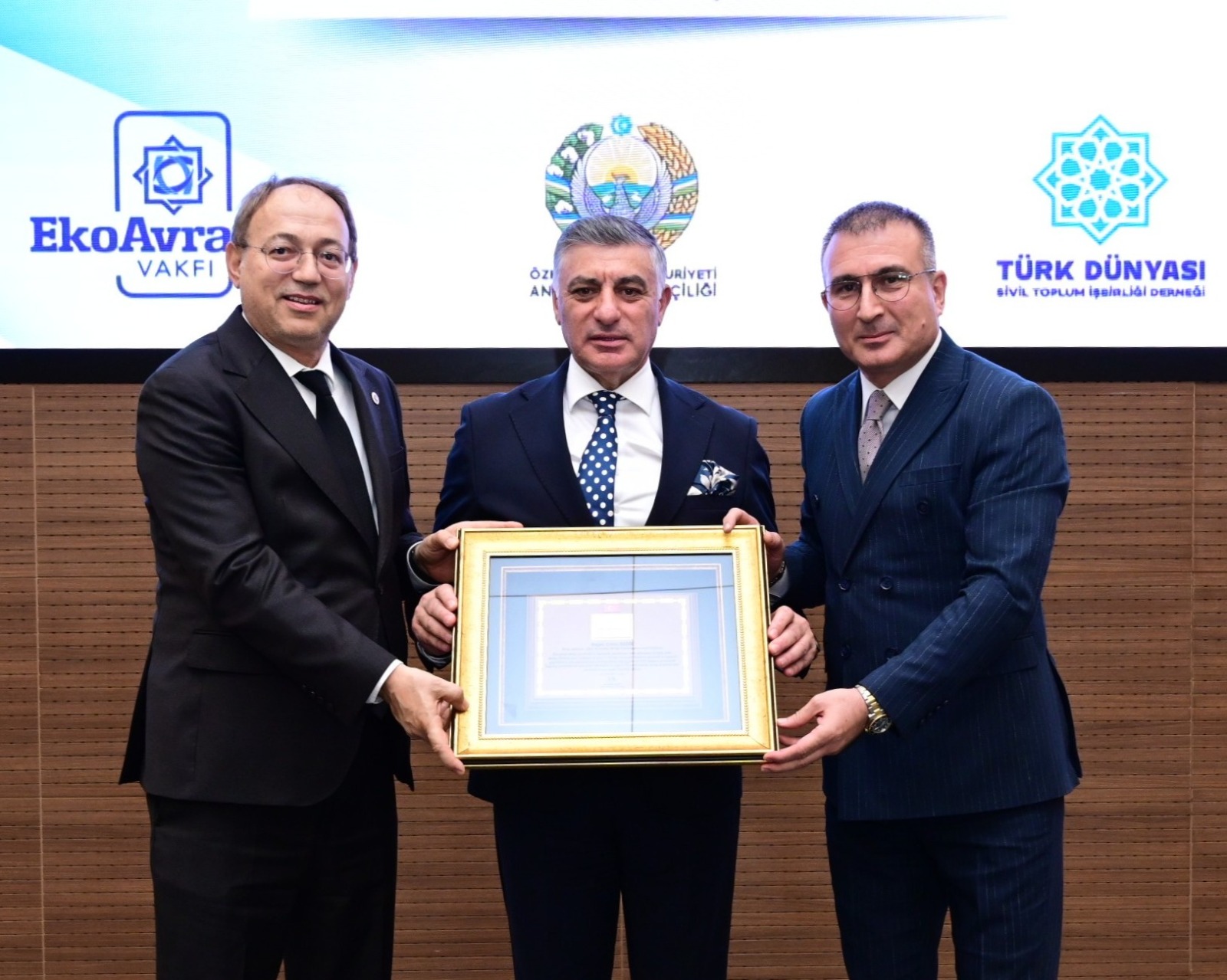 Özbekistan'daki Türk yatırımları 8 milyar doları aştı 27 WhatsApp Image 2026 10 26 at 19.21.25 google ers 1793033850